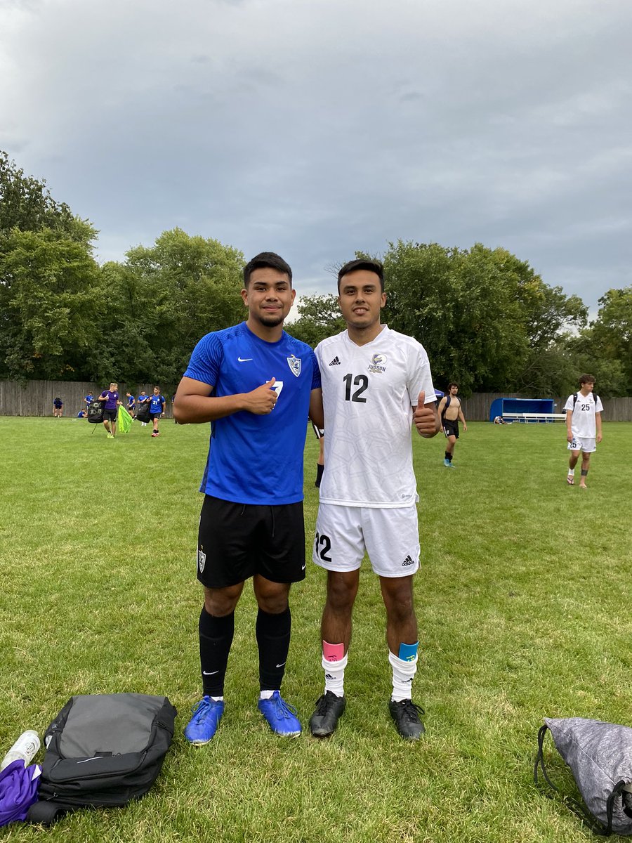 adanramirez710's tweet photo. @RMSoccerBoys @HarperMsoc https://t.co/9nwhKAgfqb