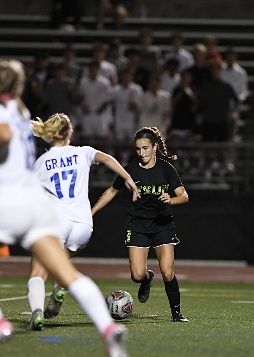 CandidEyePhoto's tweet photo. Abi Cox puts JHs up 1-0 with 17:00 left | #JesuitCrusaders vs #GrantGenerals @JesuitHighPDX @TheSaderNation @SBLiveOR @OSAASports #OSAA #GoSaders #SaderNation #opreps
(📷©️https://t.co/4EfRFF3LFU) https://t.co/O4Xr8mi4SF