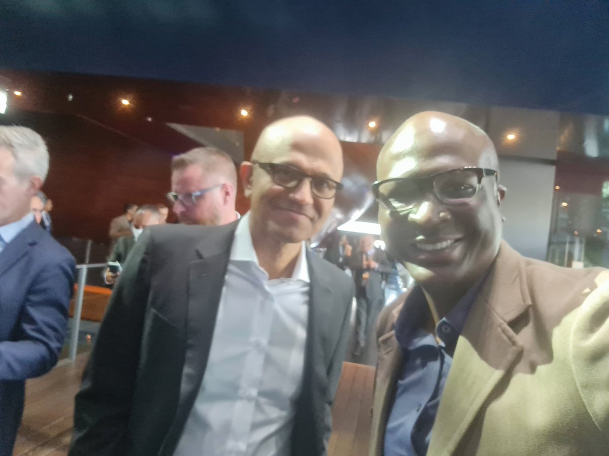 VokeEjenavi's tweet photo. So proud to have met the Microsoft CEO yesterday, he even stopped to take a picture with me! Thank you Sir! @satyanadella 😊 https://t.co/yHxKwnUTFM