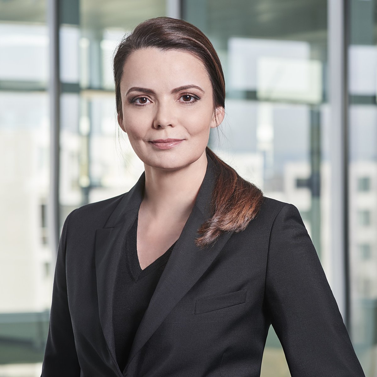 Novartis_CH's tweet photo. Herzliche Gratulation! Wir freuen uns über die erneute Aufnahme von Silvia Schweickart, Vorsitzende der Geschäftsleitung der Novartis Pharma Schweiz AG, in die Top 100 der Frauen in der Schweizer Wirtschaft durch das Magazin Women in Business.
#NovartisCH
