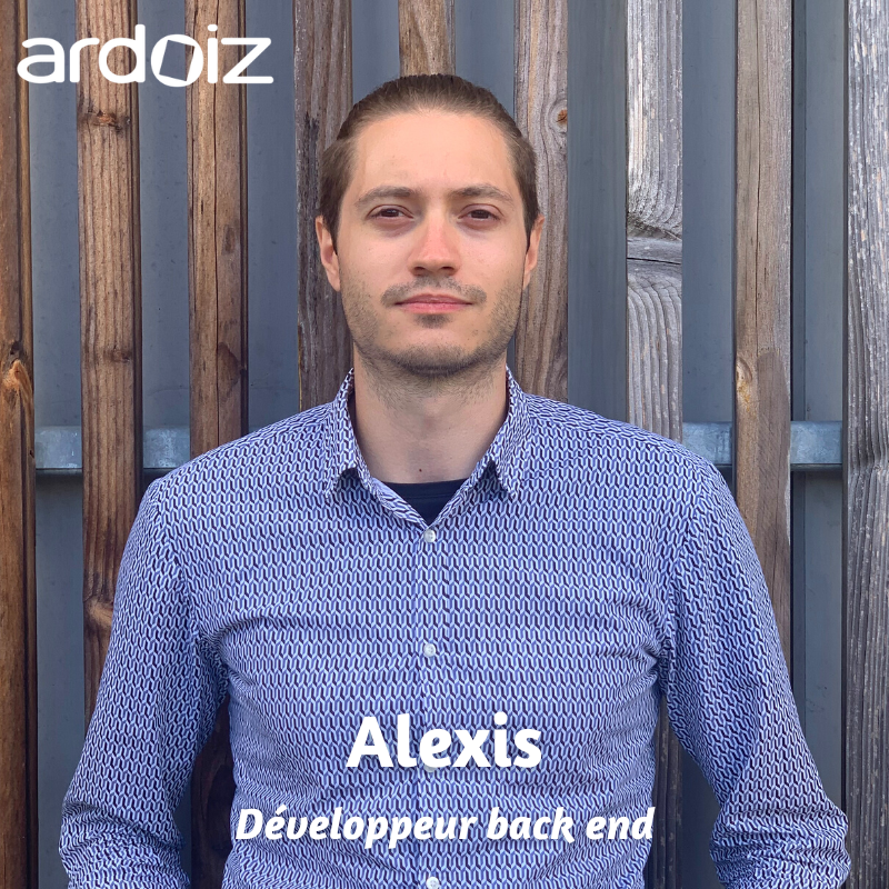 TabletteArdoiz's tweet photo. Vague de #recrutement chez #ardoiz !
Aujourd'hui, nous vous présentons notre nouveau #développeurbackend : Alexis !
Bienvenue à lui dans la #teamardoiz 😎
#tablettesenior #tablettesimplifiee #tablettenumerique #laposte #inclusionnumérique #ardoiziens https://t.co/gAklEUCOjR