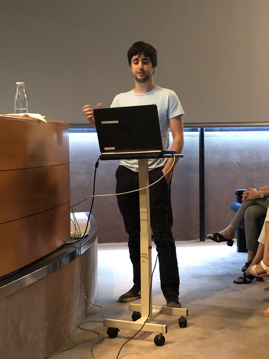 EmiliaMatallana's tweet photo. 👏🏼👏🏼👏🏼 Pilar Domingo-Calap @pilardomingoc, Irving Cancino @gen_uv, David Navarro y María Dzunkova @MDzunkova, investigadores/as @i2sysbio, en la sesión Fast Talks de la Jornada Postdoc Day @iata_csic. @CSIC @CSICval @UV_EG https://t.co/gthx3v1Fjy
