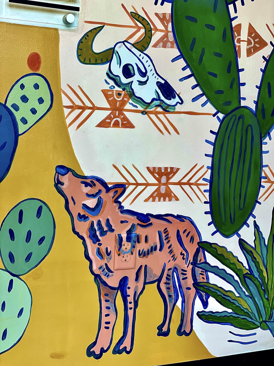 wowspine's tweet photo. Office Art (The cow skull and the wolf) - https://t.co/3jclc6haOr https://t.co/TEYJSihDxV