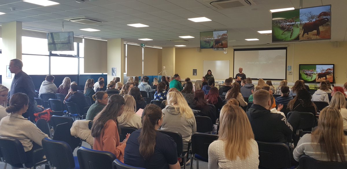 Fab to be working with year one, two and three students from <a href="/marjonuni/">Plymouth Marjon University</a> BA Early Childhood, BA Primary Ed and BA SEN &amp; Disability Studies this morning. Excited to be learning together this year <a href="/mrmilessmith/">Miles Smith</a> <a href="/JonHarvey01/">Dr JonathanHarvey</a> <a href="/SDayEducation/">Selina Day</a> <a href="/JayneGarcia13/">Jayne Garcia</a>