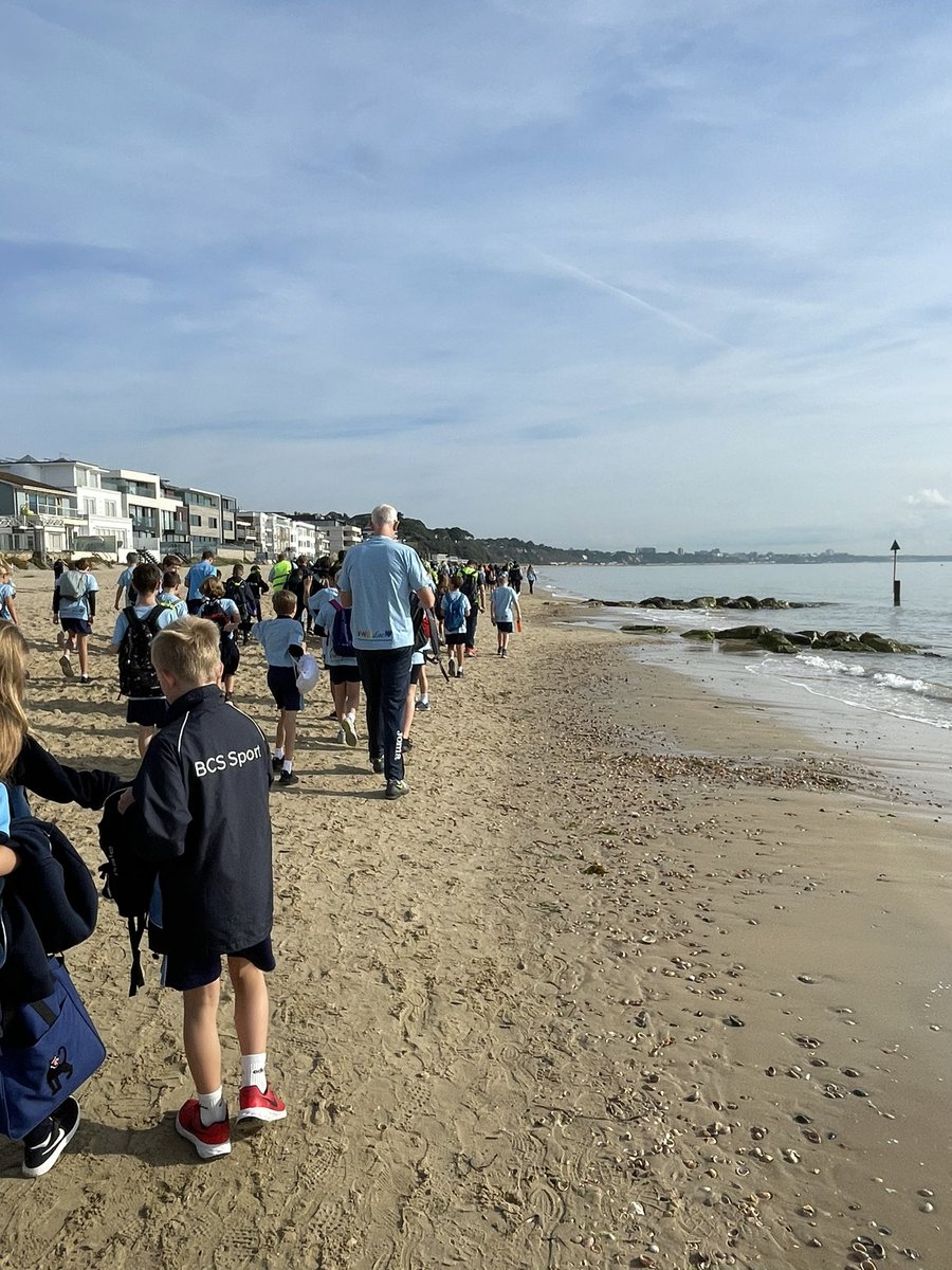 BCSPrepHead's tweet photo. And we’re off! #walkwithbcs #Willdoes @BCSPrep https://t.co/Ckpl1a9kB7