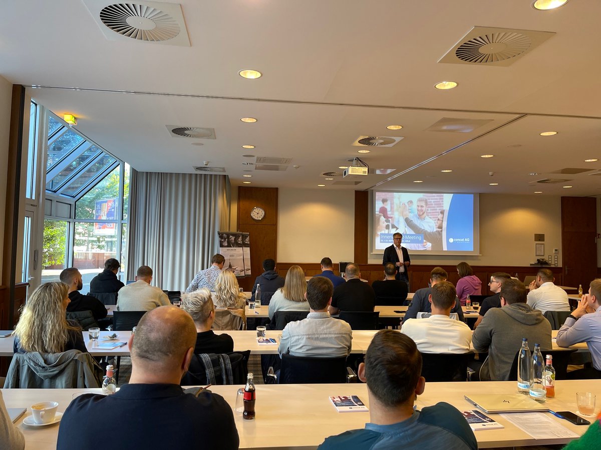 Endlich ist es wieder so weit! Der Innendienst trifft sich zu seinem jährlichen Meeting. Dieses Mal findet die Veranstaltung im wunderschönen Köln statt. 
Das Besondere dieses Jahr: Jeff der CEO von unserer Muttergesellschaft Meridian ist zu Gast. 

#concatenation #concatag #