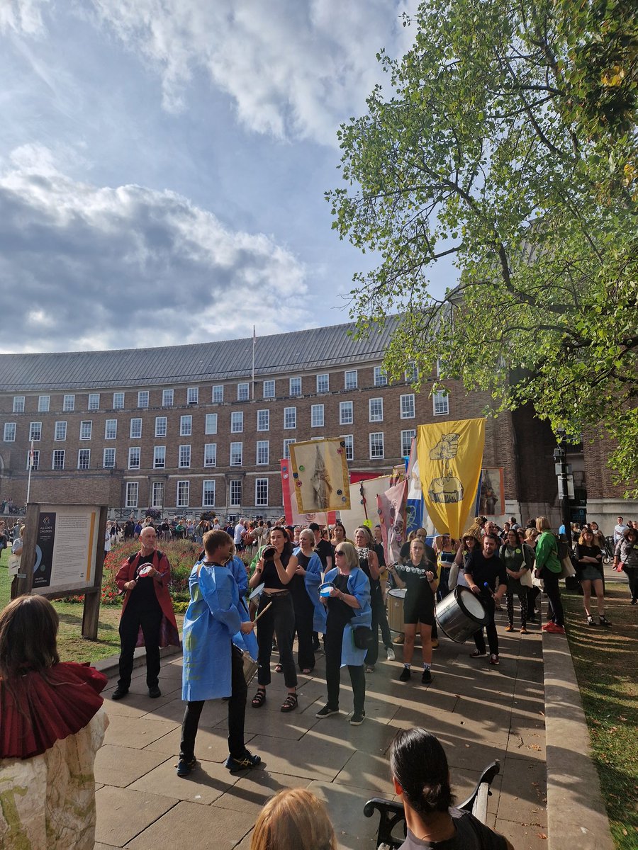 CFPRresearch's tweet photo. Twinning ceremony with #StateOfPrint and procession through Bristol to kick off #IMPACT12 yesterday! https://t.co/JGC3MvP12Q