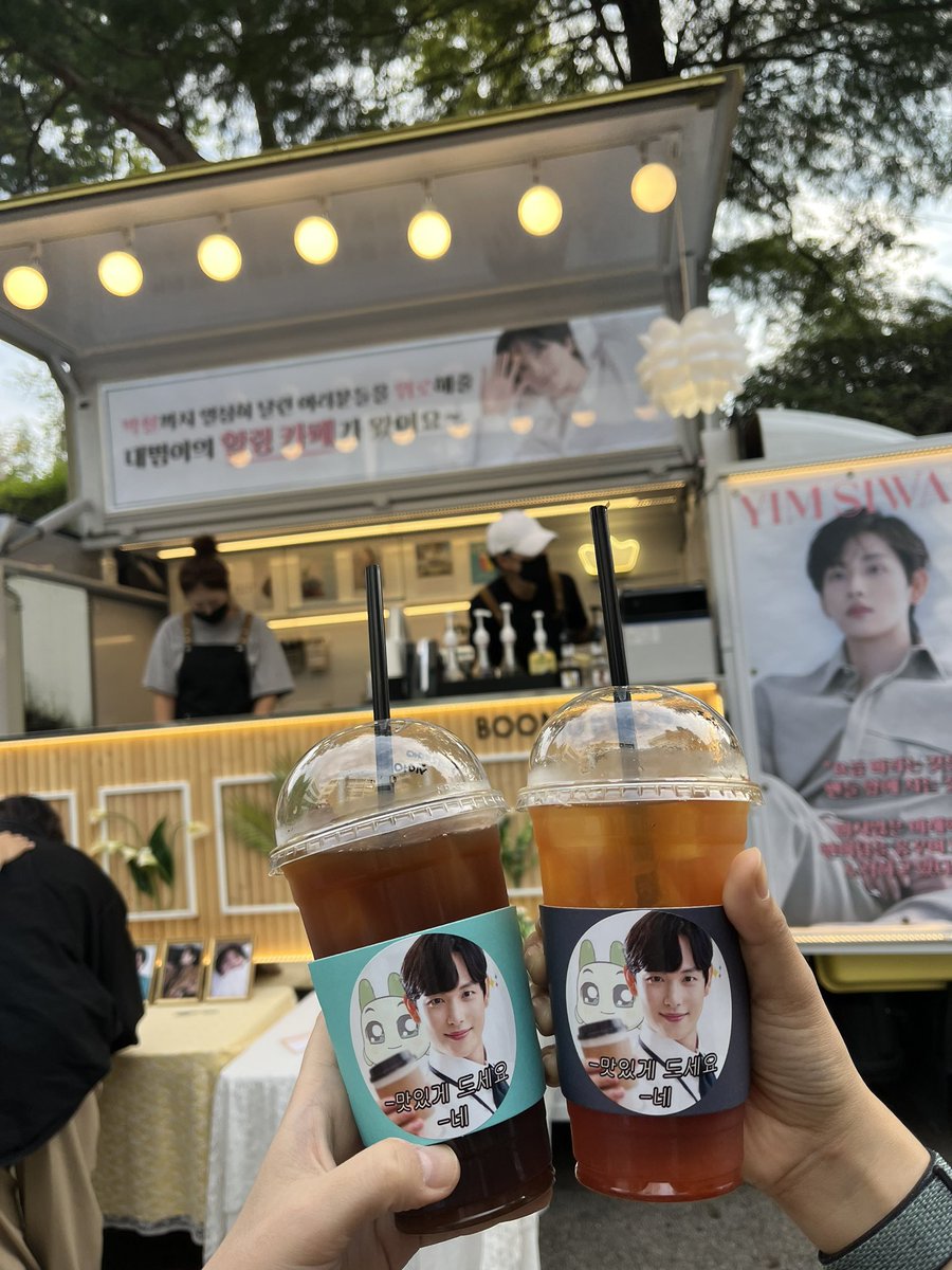 피커 tweet media