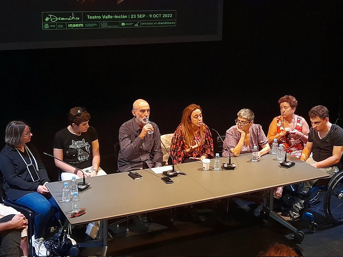 Presentamos “Madre de azúcar”, obra escrita y dirigida por Clàudia Cedó que abre mañana la #Temporada22_23 en el Teatro Valle-Inclán.

Una pieza que nace de la experiencia de su autora en el proyecto teatral <a href="/EEspecials/">Escenaris Especials</a> con actores y actrices con diversidad funcional.