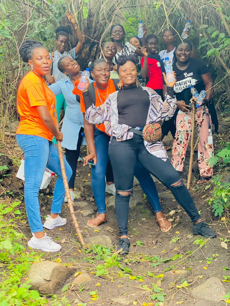 YoungUrbanWomen's tweet photo. A collective struggle to drive change requires passionate members creating a wave of kind care connecting communities, healing bodies & minds and sustaining energy and momentum.
Fun tiiimeeee at Adaklu mountain yesterday 😂😂
#YUWMovement
#YUWAnnualconference https://t.co/rqOVPsE5lP