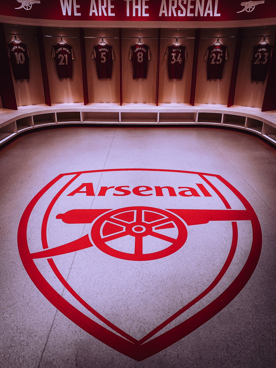 mnunez889's tweet photo. Banda, se cumplió un sueño, visitar la casa gunner 🔴⚪️🤙🏻 #COYG #EmiratesStadium @Arsenal https://t.co/fDODaVItZe
