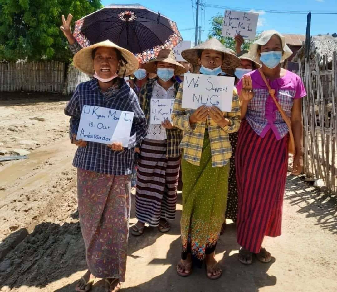 TTFR__Myanmar's tweet photo. Pro-democracy people from Khin U rallied and took a stride with their great momentum to voice out their strong opposition towards military dictatorship.   #2022Sept22Coup #MyanmarLivesMatter #WhatsHappeningInMyanmar https://t.co/0XVjDNZUSJ