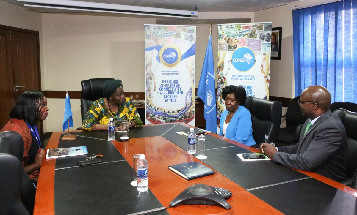 ChilesheKCOMESA's tweet photo. We have held discussions with the new #UnitedNations Resident Coordinator for Zambia Ms Beatrice Muntali (in blue) on continued collaboration in agriculture, market integration, gender, early warning system and immigration. #Growingtogetherforprosperity https://t.co/mEeraMKciU