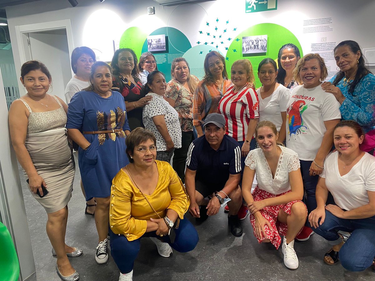 Finaliza #MENTSAD #Barakaldo. Una formación para mejorar la empleabilidad, de personas trabajadoras, en el sector de los cuidados domiciliarios particulares. 

Zorionak denoi! ✨

#ZainLab #SEEK - Silver Economy Eskola
#GrupoSSI #SSILana #Meatzaldea #Ezkerraldea @LanDpto