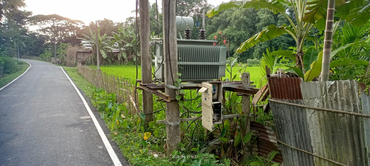 mesanjib's tweet photo. @BimalBorah119 Sir.. please cover this transformer. It is kept open just near the road. It is very dangerous. https://t.co/L6fQtYOcqJ