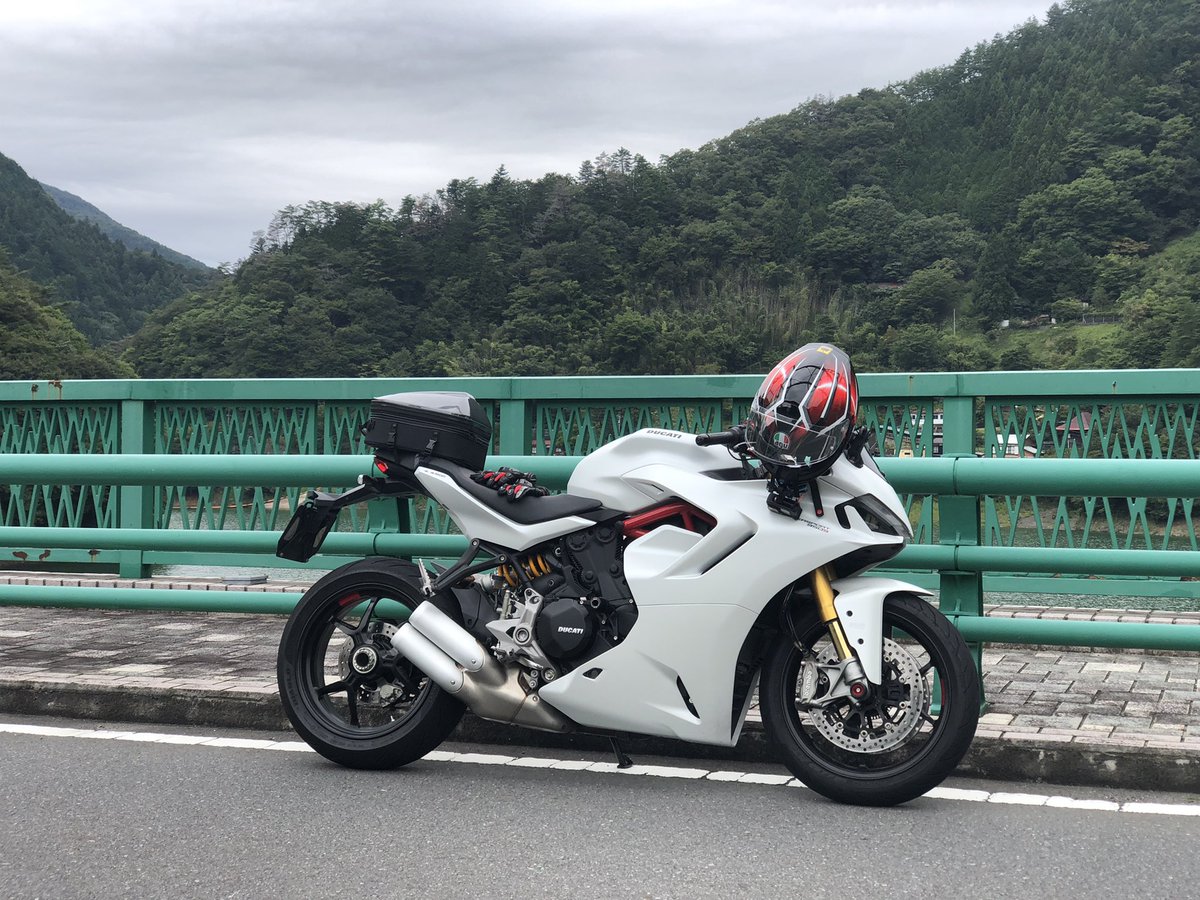 williaminJP2010's tweet photo. 雨の合間狙って
#ducati #myfirstducati #ドゥカティ #ドゥカティいいじゃん #supersport950s #スーパースポーツ #gaijinrider https://t.co/snqfGMqRk8