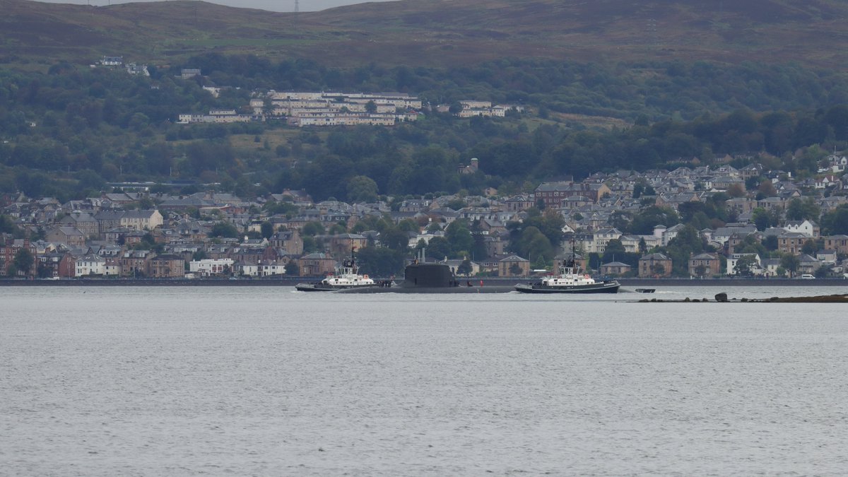 MichaelJWC626's tweet photo. French Suffren-Class inbound to Faslane this morning

@MarineNationale
@NavyLookout
 
#photography #Frenchnavy #marinenationale  #navy #canon #canonuk #scotland #Clyde  #canonphotography #shipping https://t.co/AHkXdxe4NX
