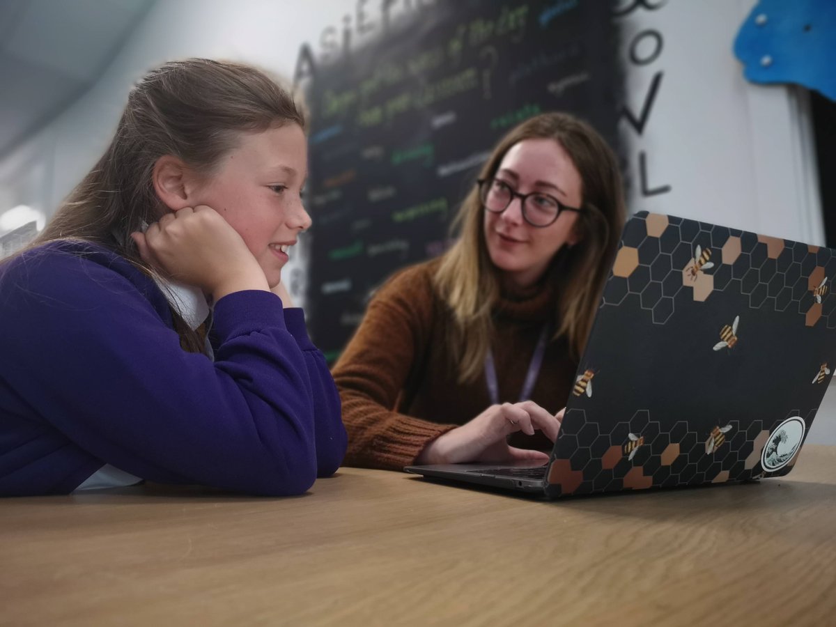 DSATStPeter's tweet photo. Pupil conferences are in full swing at @DSATStPeter this week. Our passion for metacognition and feedback have translated into pupils setting their own oracy, behaviour and learning targets  #strivebeyond @thedsat https://t.co/6xMz8MTTej