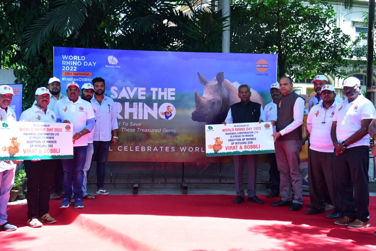 #IndianOil Mysore DO <a href="/karnataka_ioc/">IOCL Karnataka</a> extends it's care towards our 2 adopted #Rhinos Virat &amp; Bobbli at Mysore Zoo, Mysore on the #WorldRhinoDay 2022
#IndianOilRhino 
<a href="/IndianOilcl/">Indian Oil Corp Ltd</a>