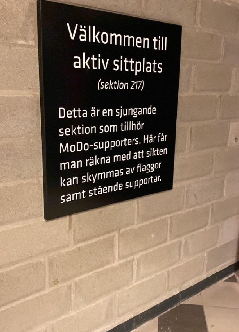 Hackspetten031's tweet photo. Hej @frolunda_hc!
Om ni nu hade brytt er om era aktiva supportrar och värnat om stämningen istället för enbart våra plånböcker så hade ni kunnat göra som @MoDo_Hockey som visar vägen framåt för att få till en bättre supporterkultur runt föreningen.

Tack för mig. https://t.co/VpSfFDWVcy