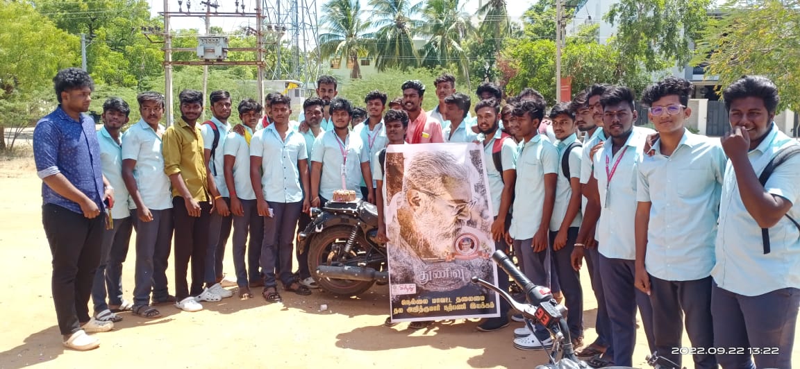 rameshlaus's tweet photo. #Thunivu 2nd Look Mass Celebration Done By Nellai #AK fans Team @TIRUNELVELI_AFC  Students Wing https://t.co/AAlFOHjlZm