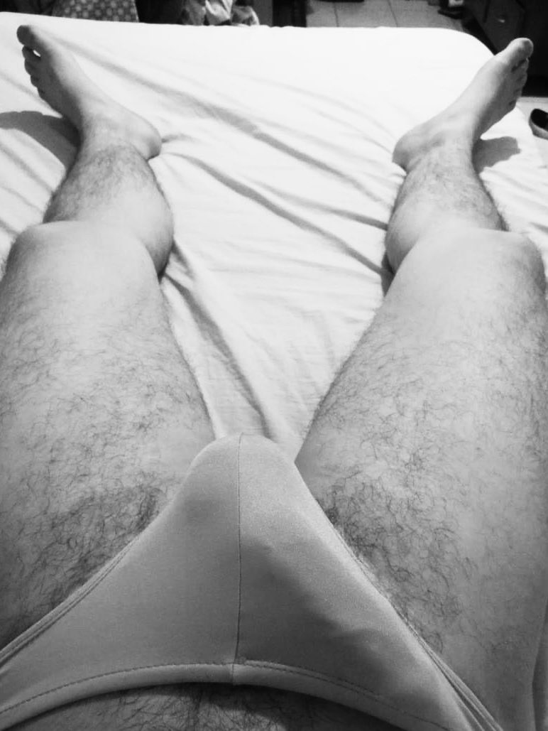 MorrosDeliMx's tweet photo. El es Jesus de Gdl 🇲🇽 muchísimas fotos más y video de este #heteroengañado a los 5 RT subiré más contenido de él 🔥 #gay #hetero #gym https://t.co/RBrUag4A71