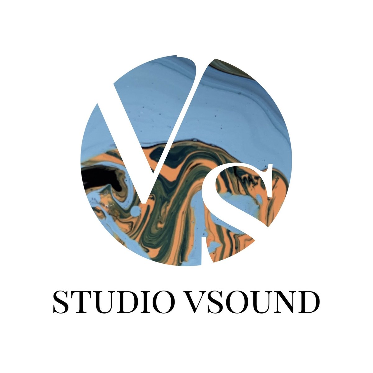 vsound_lesson's tweet photo. 今まで、あるようで無かった。。。
VsoundのオリジナルTシャツ！
ついに完成いたしました。笑

とてもシンプルですが、お洒落に！
普段使い出来る様なデザインにこだわっています。

24時間、全国各地... 詳しくは https://t.co/UADtmaRpqz https://t.co/Hog2O6zVmr