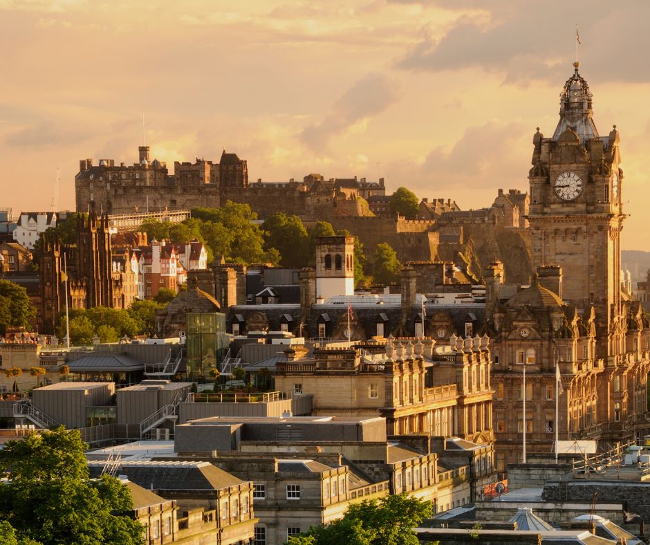 Swapoffi1's tweet photo. Did you know #Edinburgh is one of the European hotspots for #DigitalNomads?
Swap a home with #homeoffice in beautiful Edinburgh: Visit https://t.co/lBPGlpEVKe and register 🙏🏼
#swapoffi #edinburgh #homeswap #workfromhome #hybridwork #worklikeapro #travelhacks #freeaccommodation https://t.co/wyJC2f02UL