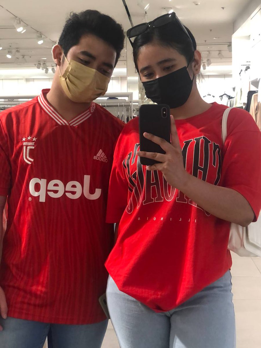 mrllstrs's tweet photo. It's been a year since i swiped right to this man. ilysm 🫶💖 @Rvccccc https://t.co/RQWWVFUXMc