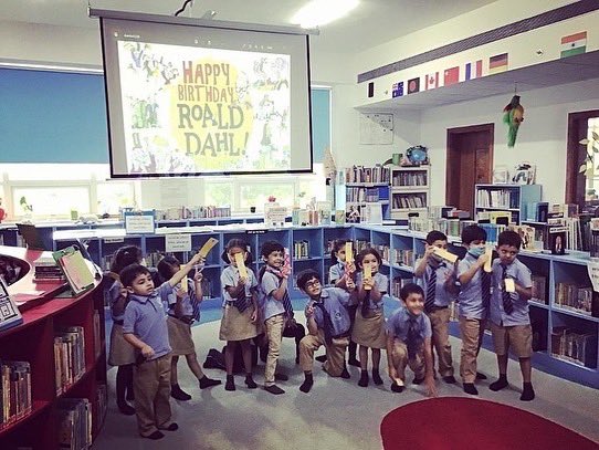 PathwaysGurgaon's tweet photo. “If you are going to get anywhere in life, you have to read a lot of books”- Roald Dahl. 📚
PSG Primary Years students showed their love for Roald Dahl on his birthday by redesigning the cover pages of his books, listening to his stories and creating word puzzles. 🧩👧🏻 https://t.co/kjILNucGvS