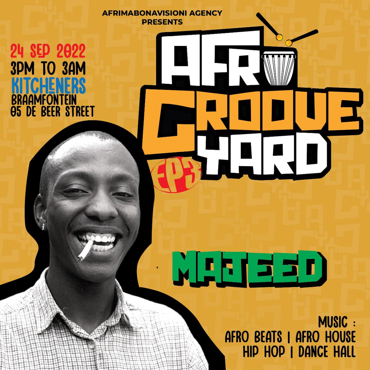 afrogrooveyard's tweet photo. Beautiful music from talented vocalists live on stage #afrogrooveyard @BarKitcheners #SaturdayNight #HeritageDay https://t.co/jWJl0JjpnM