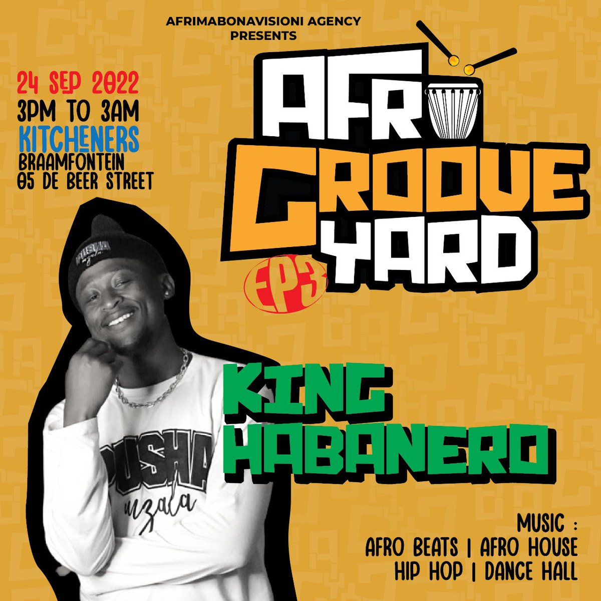 afrogrooveyard's tweet photo. Beautiful music from talented vocalists live on stage #afrogrooveyard @BarKitcheners #SaturdayNight #HeritageDay https://t.co/jWJl0JjpnM