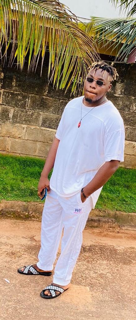 Dreams of a king doesn't comes easy so many protocols are occured. It's newdays here in nigeria let's be blessed 🙏