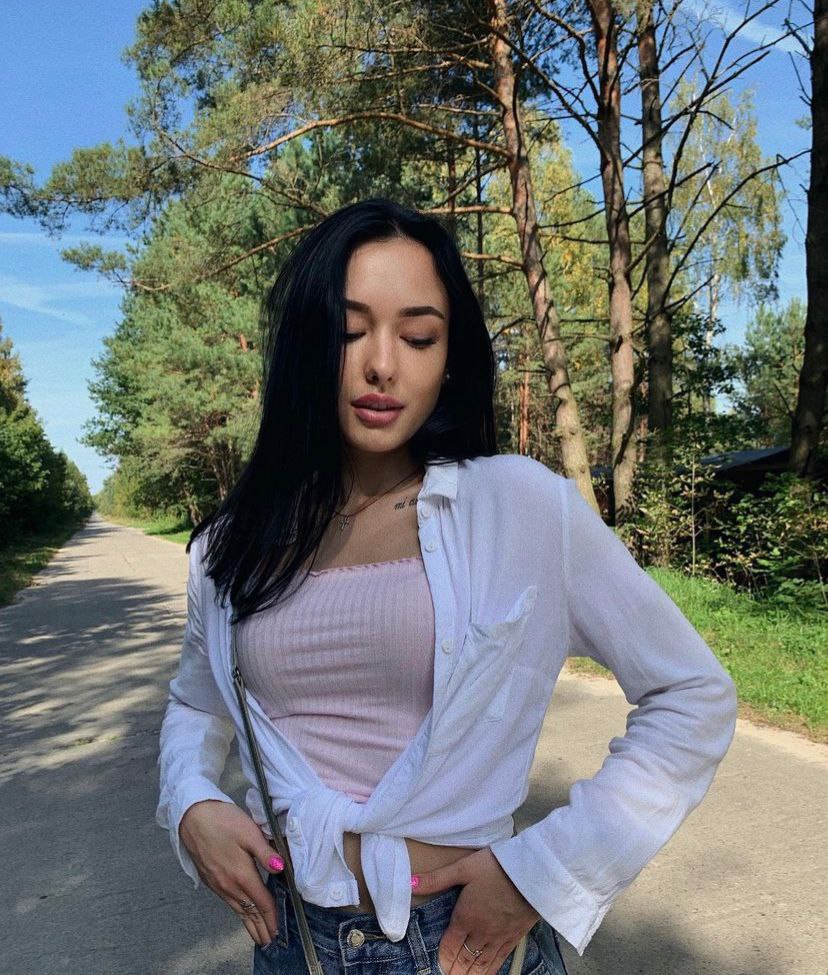 ShortSqueeze7's tweet photo. GM Fam! Have a wonderful day 😍🥰
#NFTCommumity #NFTcollections #nftarti̇st #NFTGame https://t.co/QAe9JrtJAy