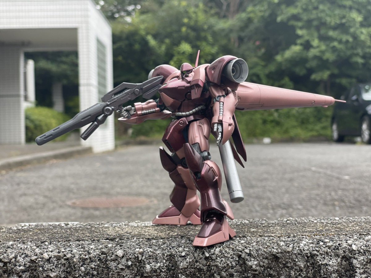 changum36's tweet photo. ガーベラテトラ(๑′ᴗ‵๑)
イメージは大人っぽシーマ様、アクセサリーなので靴と一緒に。
曇ってるけど、外はすっかり涼しい秋の風で清々しいですな。

#ガンプラ
#ガンプラ好きな人たちと繋がりたい
#gunpla
#ガーベラテトラ
#hg https://t.co/0mtl5anikh
