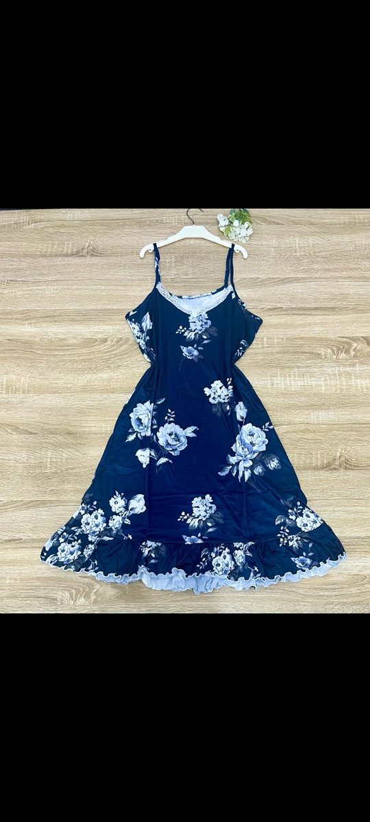 mide_store's tweet photo. Nighty for your gfs, sisters, sidechicks 🤑 at affordable price
#sleepwears #sleep #SleepingBeauty #fashion #sellingcontent https://t.co/dteDAQLwt0