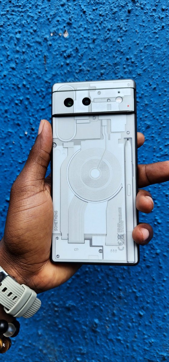 Cruxconnect1's tweet photo. Decal skin now available for Google pixel 6 series,Samsung s22 ultra and iphones 12pro/13pro and 13pro max...#decalskin #samsung #cruxgadgets https://t.co/rxljSsOokd