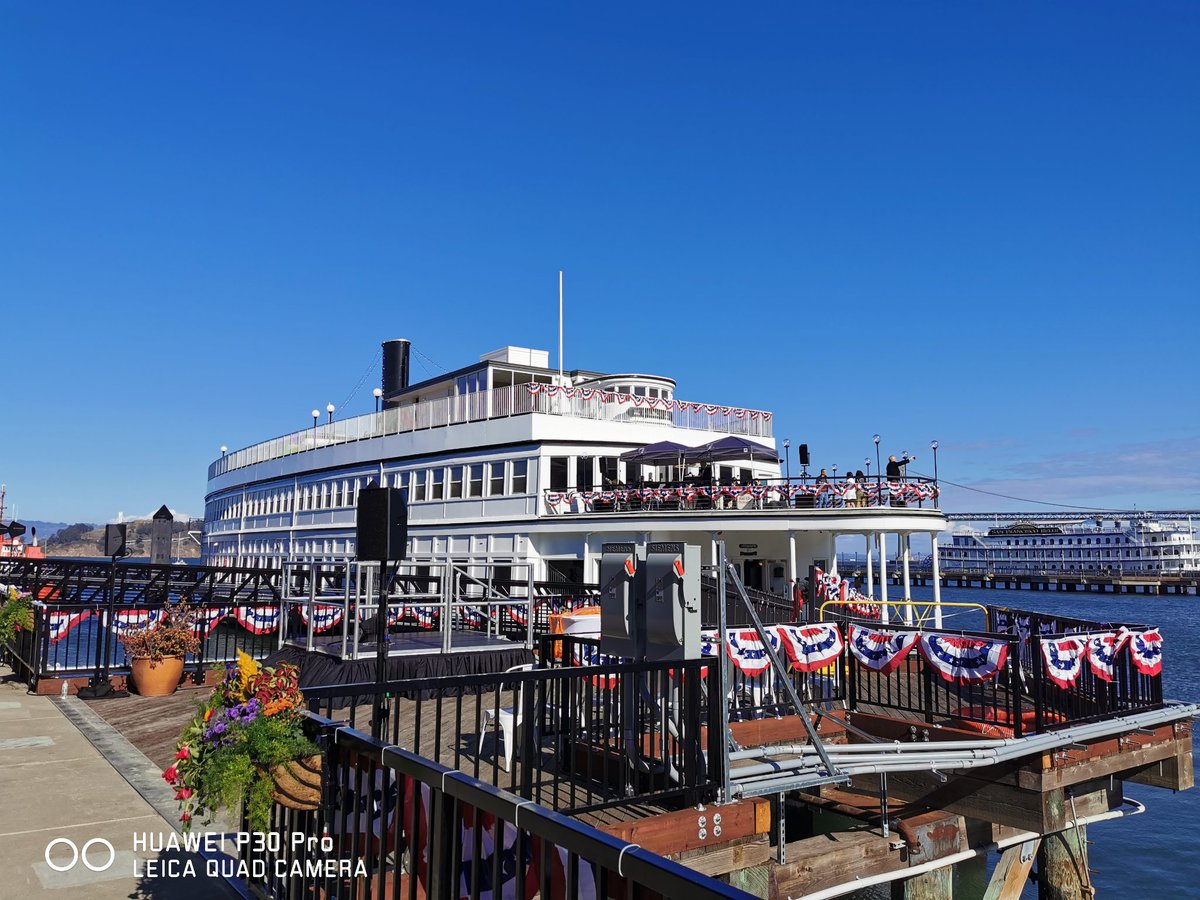 Enjoyed the visit to @Dreamforce and best wishes to win-win partnership between @salesforce and @alibaba_cloud. Good to see the city full of vibrancy. @SFMayorsOffice Congratulations to @BayAreaCouncil on the christening of the Klamath ferry, beautiful office at waterfront.