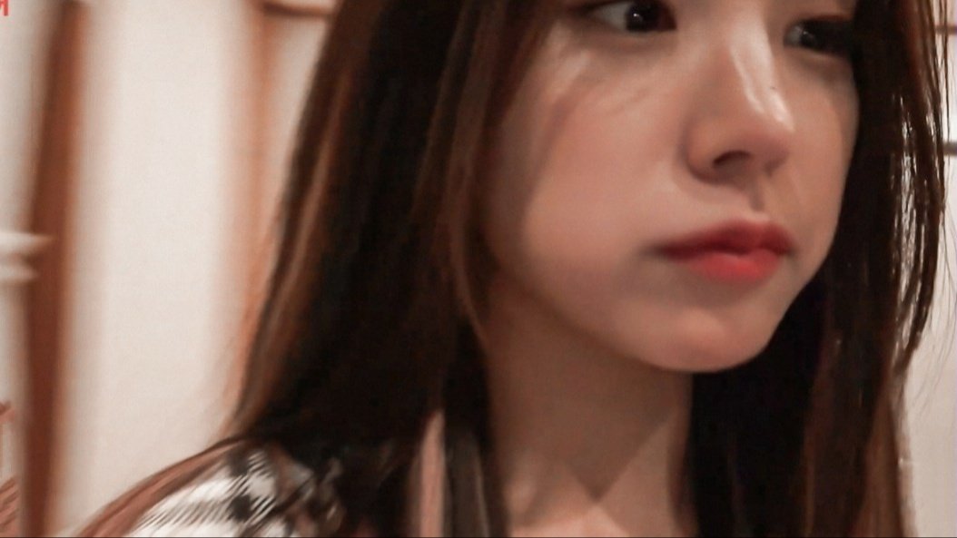 RYEJIF1LM's tweet photo. gf who loves to eat x gf who loves to cook https://t.co/Od2E5iVfB5