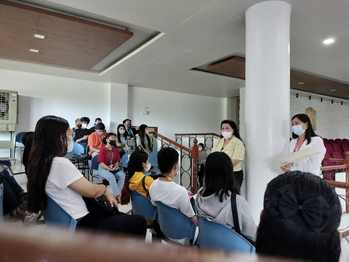 batspiocapitol's tweet photo. #HelpInMotion: Muling nagpatuloy ngayong araw, ika-21 ng Setyembre 2022, ang pamamahagi ng financial assistance sa mga iskolar ng Kapitolyo para sa 2nd semester ng Academic Year 2021-2022 sa Capitol Compound, Lungsod ng Batangas. https://t.co/cBTOBnQgZs