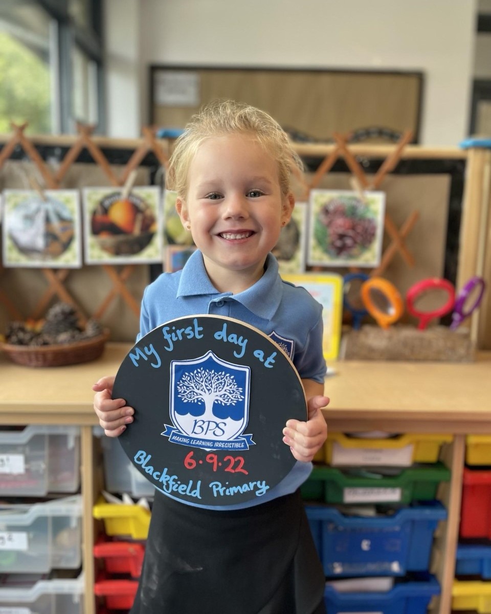 BlackfieldPrim's tweet photo. Look at these wonderful children who have just joined Year R. These 'first day of school' pictures are so adorable and it's brilliant to see how quickly they have settled. We are now taking bookings for school tours and open events for next September!
# MLI @inspire_learnin https://t.co/3s1Y6c1GWn