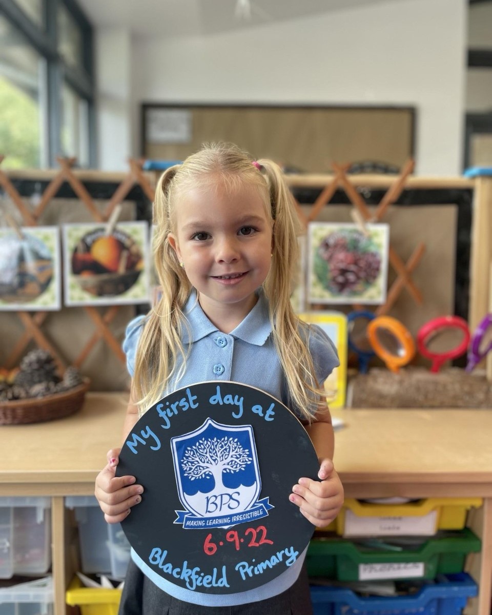 BlackfieldPrim's tweet photo. Look at these wonderful children who have just joined Year R. These 'first day of school' pictures are so adorable and it's brilliant to see how quickly they have settled. We are now taking bookings for school tours and open events for next September!
# MLI @inspire_learnin https://t.co/3s1Y6c1GWn