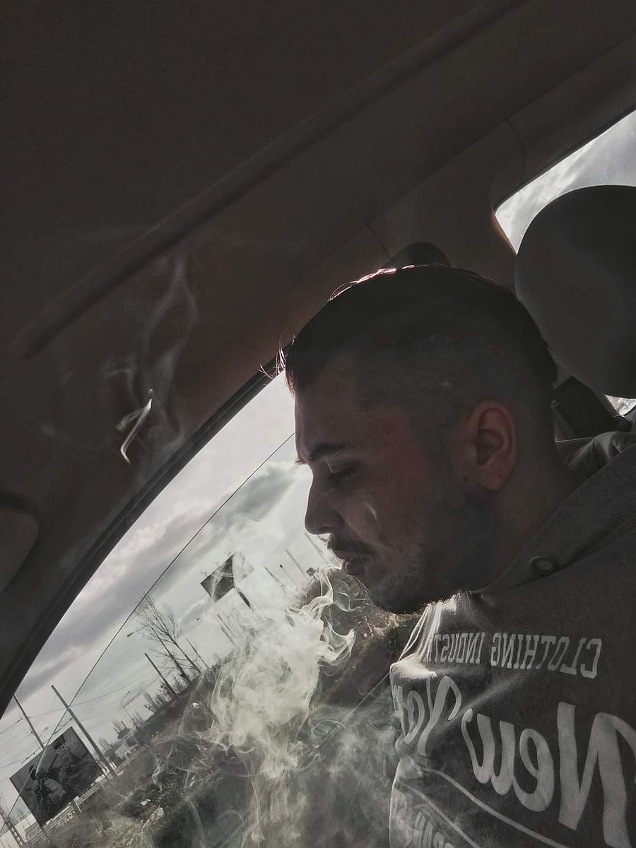 unchiul_sam's tweet photo. In the middle of the night🌆 I'm on the road🌜
All my demons keep on dancing on the road😈
Don't you worry, almost there
Burn a cigarette outside🚬
Catch the vibe💚 #chilhavisto #AdiosEnSurvivor #Russie #uominiedonne #ซุปตาร์2550ep2 #พี่ฟ้าลุคนี้คือที่ #TailorMade https://t.co/bxLfX76Jk4
