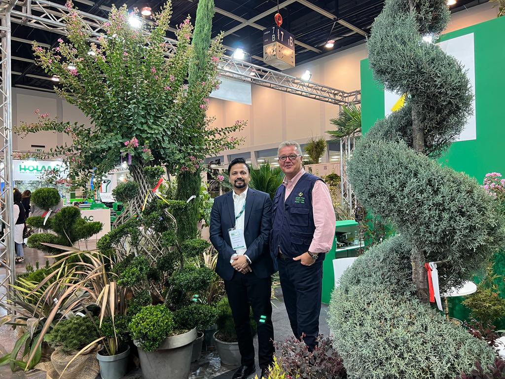 ITADubai's tweet photo. Cominciano a germogliare 🌱 i semi piantati al roadshow #Flormart ad @expo2020dubai 

La delegazione emiratina invitata da ICE Dubai visita 71 edizione della Fiera a #Padova 🇮🇹 per follow-up dei b2b di marzo e nuove collaborazioni #trade

Nella 📸 i delegati di @DxbGardenCentre https://t.co/0jEY5ZxGae