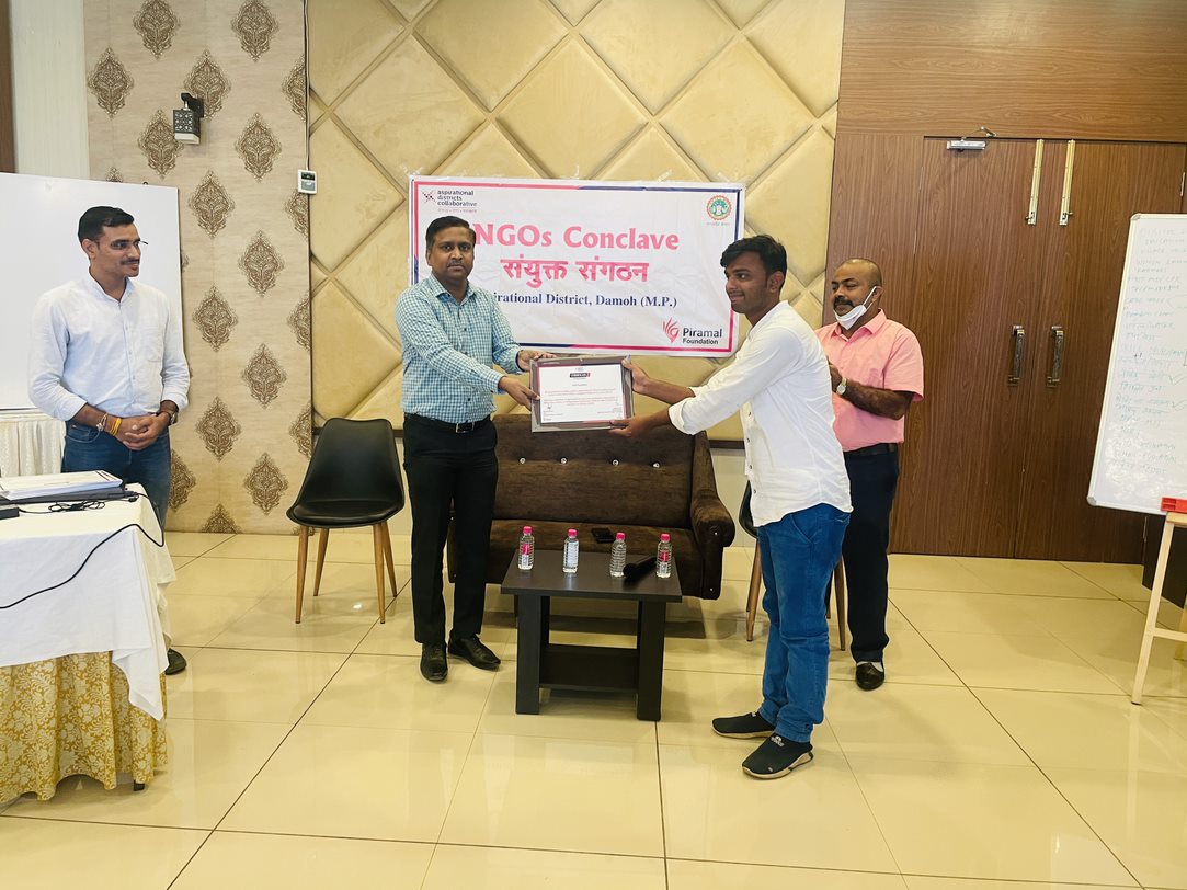 bharatcollab's tweet photo. It was a very interactive session with over 40 NGOs in a workshop organised in #collaboration with district administration of #AspirationalDistrict Damoh, MP.Looking forward to work collectively to implement hyper #solutions to serve the underserved! @PROJSDamoh @CollectorDamoh https://t.co/ZXJMRhCs2v