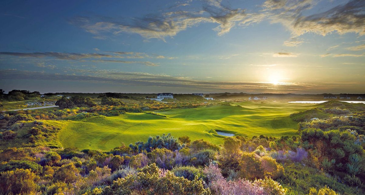 sbproamseries1's tweet photo. Welcome to @StFrancisLinks 😍

This is our host venue for the next 2 days and we are super excited to bring women’s professional golf to the #easterncape.

Thanks @StandardBankZA for making it possible🙏🏻

@Lifestyledevs 
@SltWpga 
#itcanbe 
#sbproamseries 
#greatgolfisgreatgolf https://t.co/dfF4uFYxBv