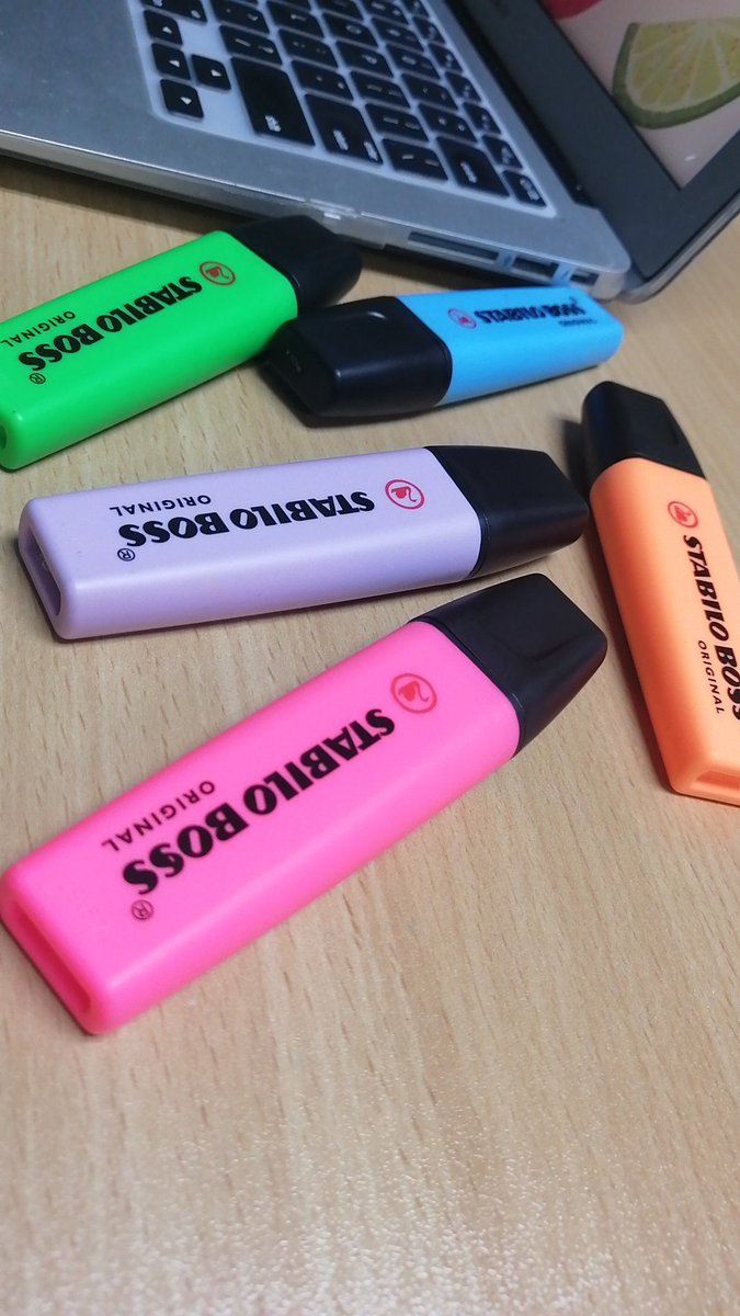 wwwilma's tweet photo. I kinda miss using these. #DigitalAge #paperless https://t.co/bN5mqSEXXD