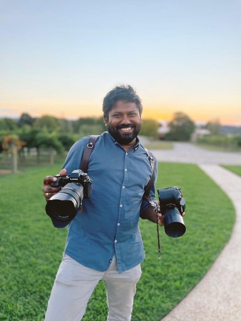 My name is Rukshan Fernando. I am 37 years old, and I work as an independent journalist. 

Under the Dan Andrews govt, I’ve been detained and harrased multiple times for doing my job because the govt wanted to silence independent media. 

A free press is vital.

#AndrewsMustGo