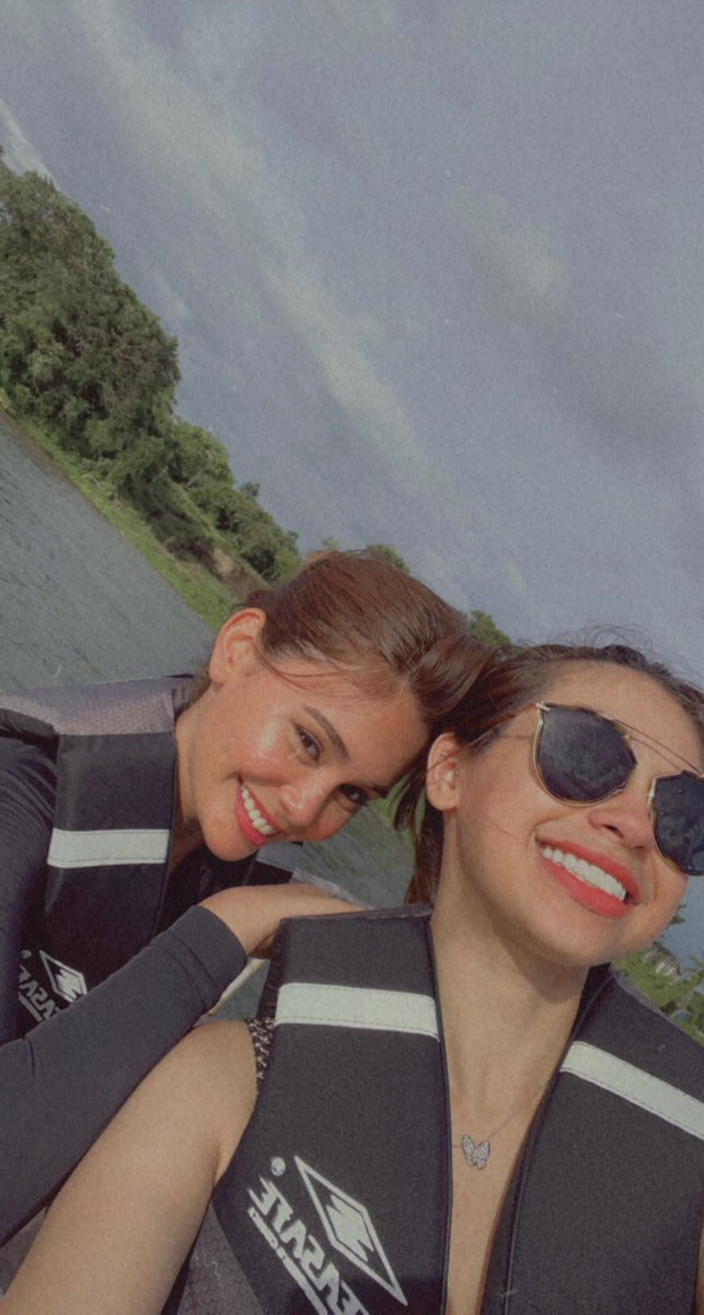 ZeinabHarake11's tweet photo. unexpected friendships are the best ones. 🤍 https://t.co/E1eCiStaIK