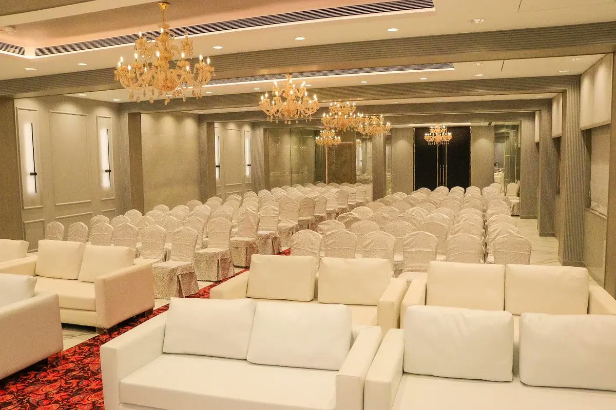 IslamGymkhana's tweet photo. Islam Gymkhana's " Jabir Hall " Grand Reopening with the new name " Celebration Hall ". 

 #interiordesign #banquet #banquethall https://t.co/f1Burz2id6
